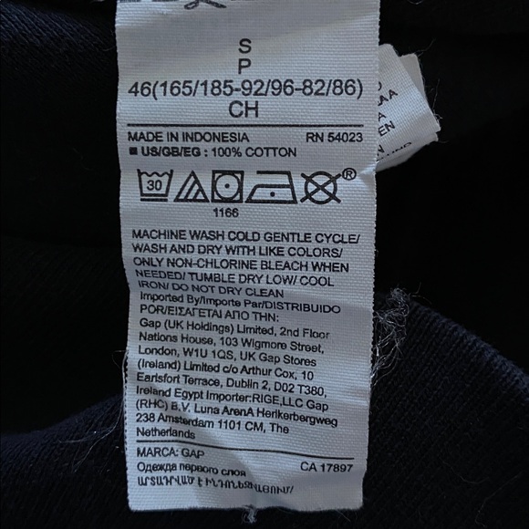 Yeezy Gap “Perfect Hoodie” in Black. Size S. - Picture 4 of 9